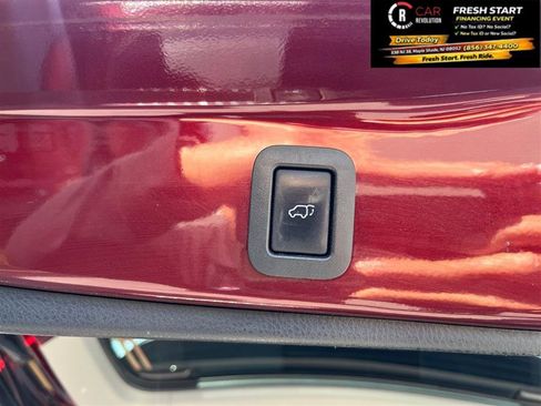 Used 2017 Toyota Highlander Limited w/ Protection Package #3 AWD/4WD image 11