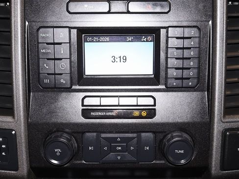 Certified 2022 Ford F350 XL w/ Power Equipment Group image 20