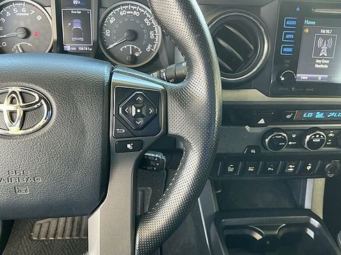 Used 2017 Toyota Tacoma TRD Sport w/ Premium & Technology Package RWD image 21
