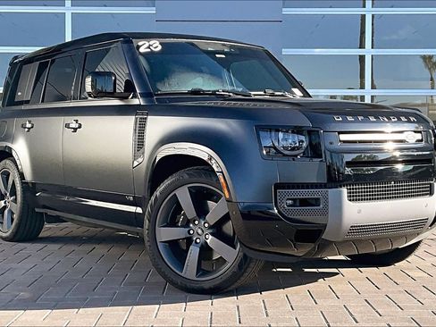 Used 2023 Land Rover Defender 110 Carpathian Edition image 3