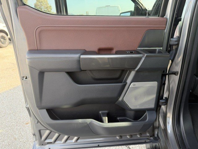Used 2023 Ford F150 Lariat AWD/4WD image 28