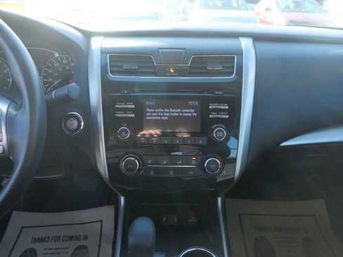 Used 2014 Nissan Altima 2.5 S w/ Sport Value Package image 13