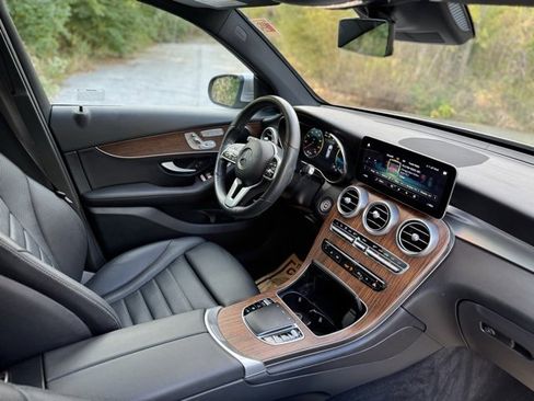 Used 2022 Mercedes-Benz GLC 300 4MATIC image 20