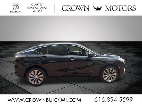 Used 2025 Buick Envista Avenir FWD image 14