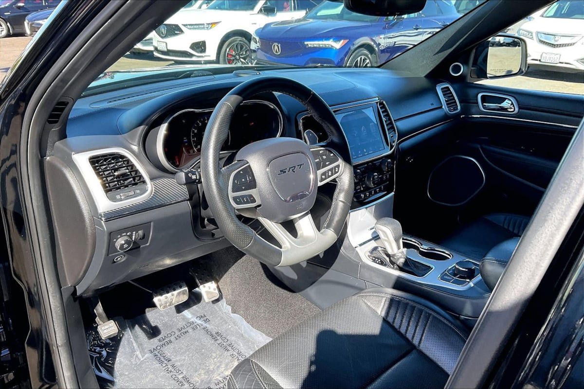Used 2019 Jeep Grand Cherokee SRT AWD/4WD image 11