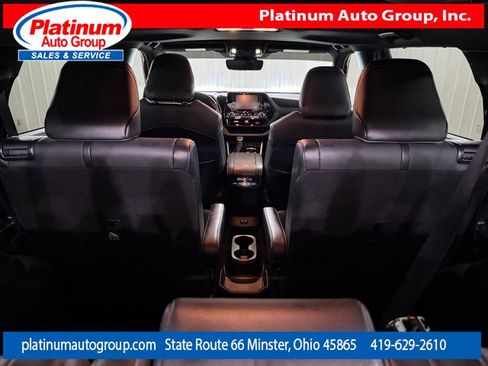 Used 2021 Toyota Highlander XSE FWD image 37
