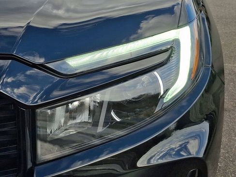 Used 2023 Honda Ridgeline Black Edition image 9