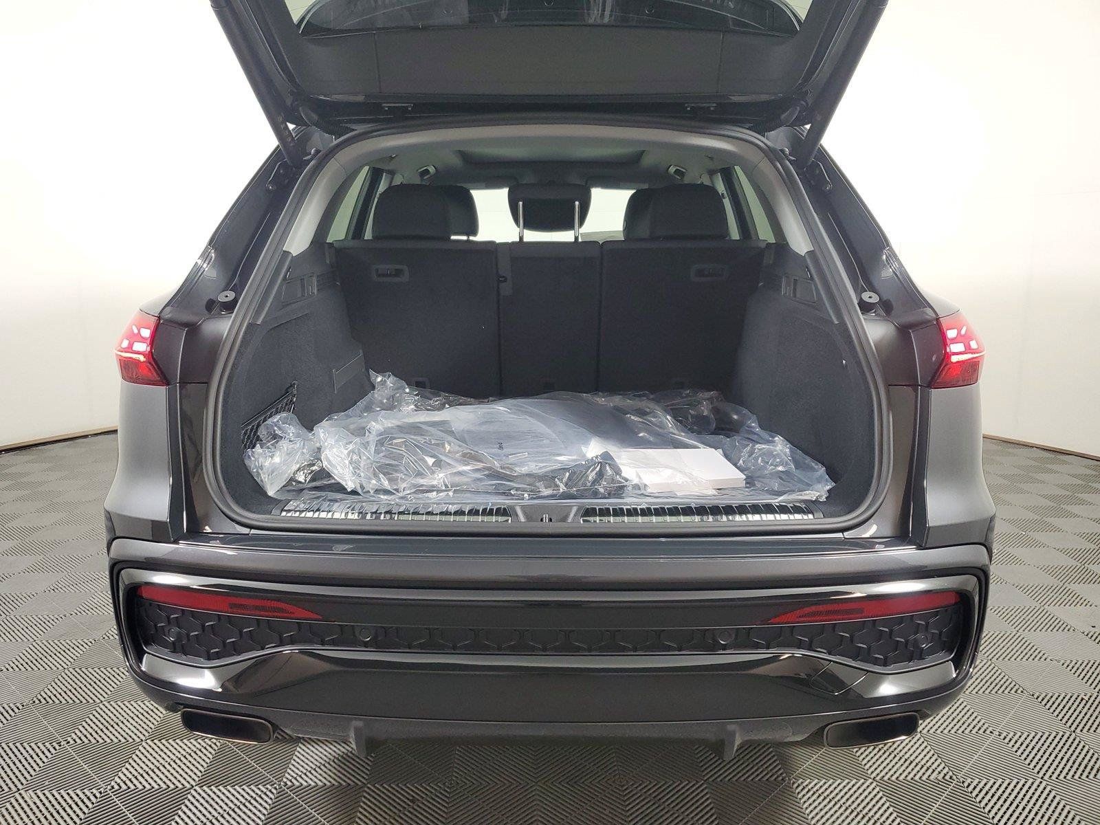 New 2026 Audi Q5 2.0T AWD/4WD image 9