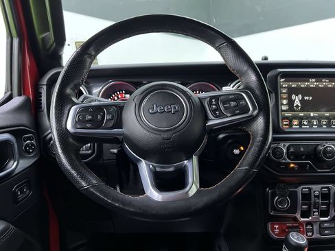 Used 2021 Jeep Wrangler Unlimited Rubicon w/ Xtreme Recon 35" Tire Package AWD/4WD image 19