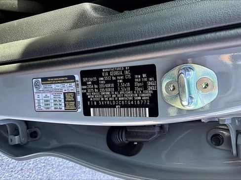 New 2026 Kia Sorento S image 12