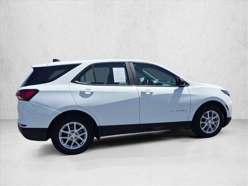Certified 2023 Chevrolet Equinox LS FWD image 9