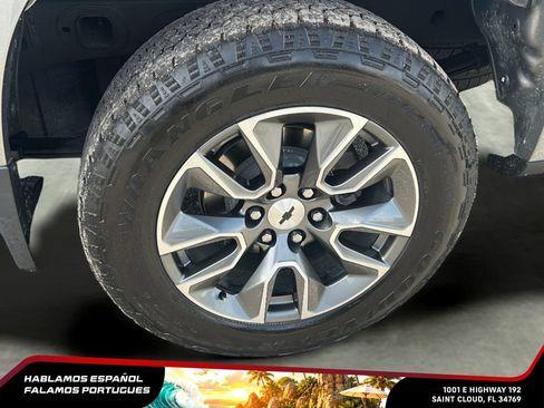 Certified 2025 Chevrolet Silverado 1500 RST AWD/4WD image 34