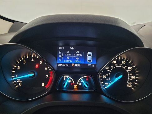 Used 2017 Ford Escape Titanium FWD image 23