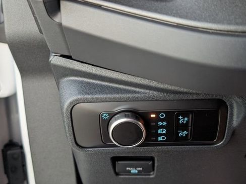 Used 2025 Ford Bronco Badlands AWD/4WD image 16