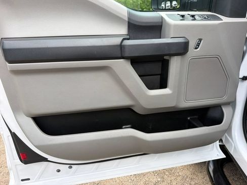 Used 2017 Ford F350 XL AWD/4WD image 11