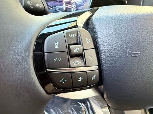 Used 2026 Ford Explorer Platinum w/ LUX Leather Package image 23