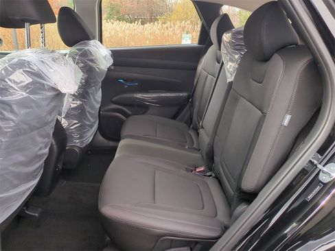 New 2026 Hyundai Tucson SE image 23