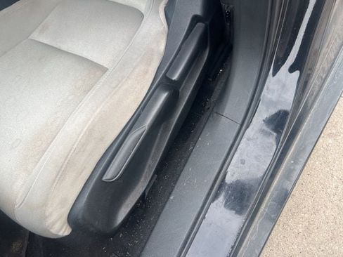 Used 2018 Honda Accord LX image 13