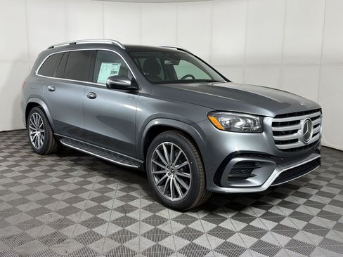 New 2026 Mercedes-Benz GLS 580 4MATIC image 7