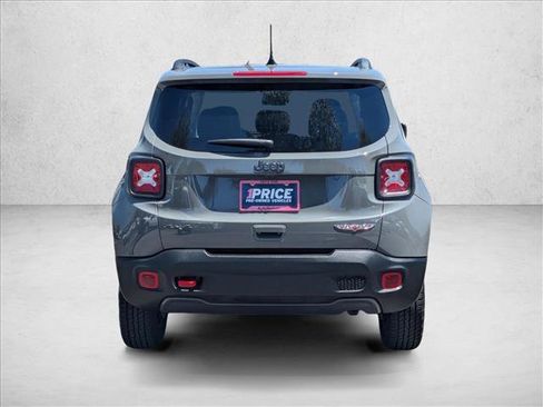 Used 2022 Jeep Renegade Trailhawk AWD/4WD image 7