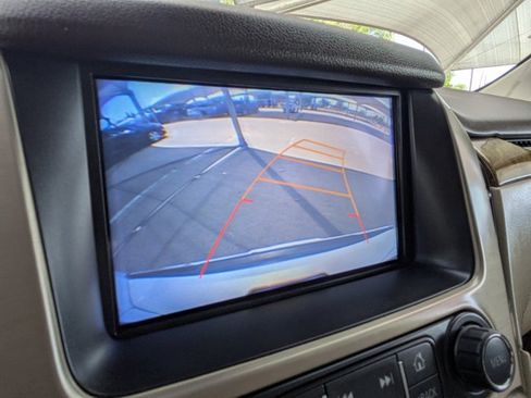 Used 2017 GMC Yukon Denali w/ Open Road Package AWD/4WD image 15