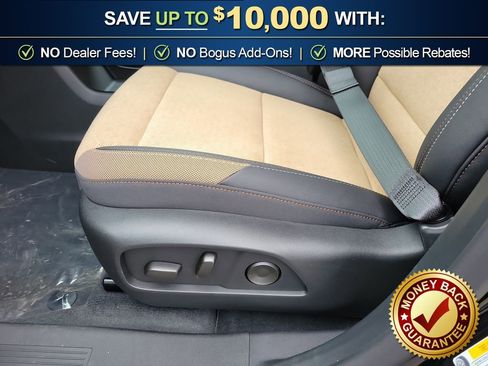 New 2026 Chevrolet Equinox ACTIV w/ Convenience Package III AWD/4WD image 16