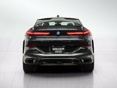 Used 2024 BMW X6 xDrive40i AWD/4WD image 4