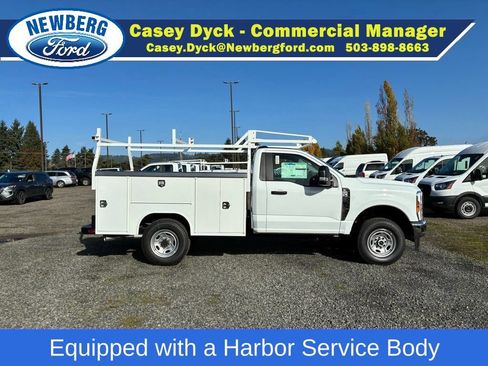 New 2026 Ford F250 XL w/ XL Chrome Package AWD/4WD image 4