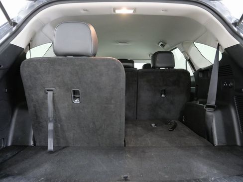 Used 2024 Kia Sorento S image 27