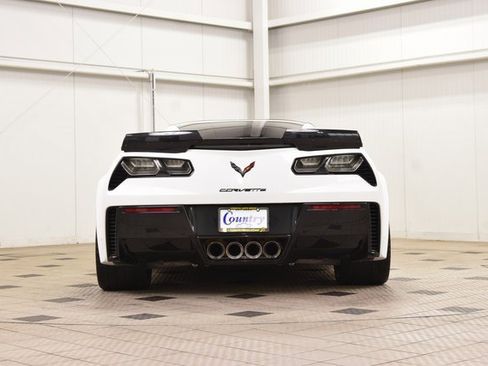 Used 2016 Chevrolet Corvette Z06 w/ 2LZ Preferred Equipment Group image 7