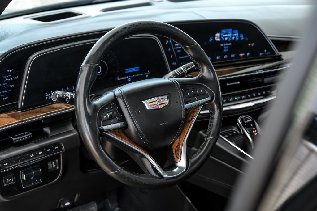 Used 2021 Cadillac Escalade Sport Platinum w/ LPO, ONYX Package AWD/4WD image 13