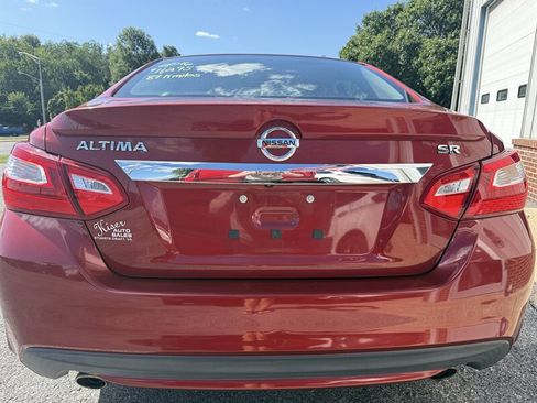 Used 2016 Nissan Altima 2.5 SR FWD image 8