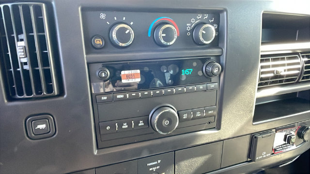 New 2026 Chevrolet Express 2500 Extended w/ Communications Package RWD image 22
