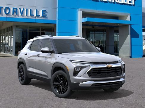 New 2026 Chevrolet TrailBlazer LT w/ Midnight Edition FWD image 7