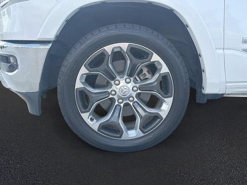Used 2019 RAM 1500 Limited AWD/4WD image 9