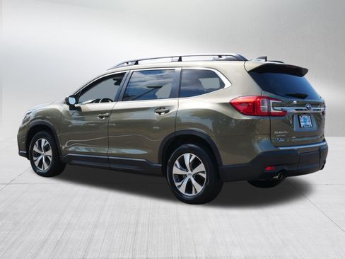 Used 2025 Subaru Ascent Premium AWD/4WD image 5