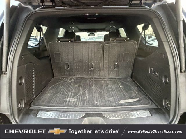 Used 2023 Chevrolet Suburban Z71 w/ Luxury Package AWD/4WD image 36
