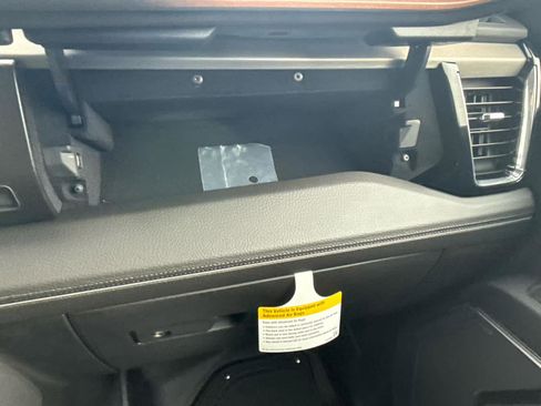 New 2025 GMC Sierra 2500 Denali w/ Denali Reserve Package image 25