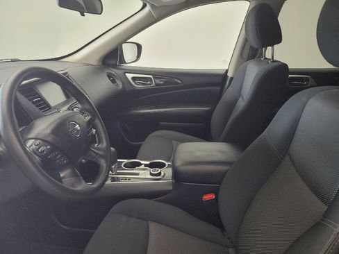 Used 2020 Nissan Pathfinder S image 17