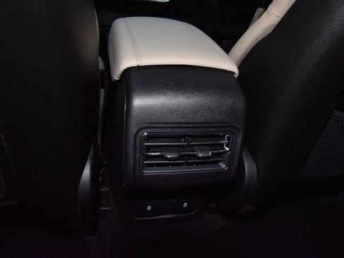 New 2026 Lincoln Corsair Reserve w/ Towing Package image 18