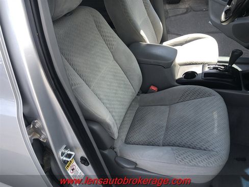 Used 2011 Toyota Tacoma 2WD Double Cab w/ Convenience Pkg image 22
