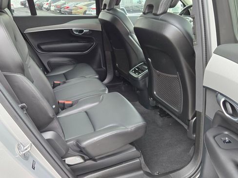 Used 2024 Volvo XC90 B5 Core w/ Protection Package Premier image 11