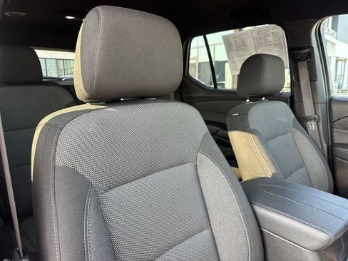 Used 2023 Chevrolet Traverse LT w/ LPO, Floor Liner Package AWD/4WD image 23
