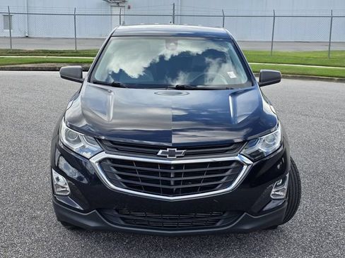 Used 2020 Chevrolet Equinox LS w/ LS Convenience Package FWD image 2