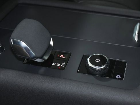 Used 2023 Land Rover Discovery S R-Dynamic image 49