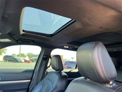 Used 2018 Ford Explorer XLT w/ Equipment Group 202A image 21
