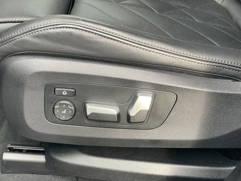 Used 2023 BMW X5 xDrive40i w/ M Sport Package image 13