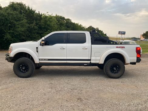 Used 2021 Ford F250 Lariat w/ Lariat Ultimate Package AWD/4WD image 3