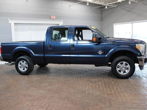 Used 2015 Ford F250 XL w/ Power Equipment Group AWD/4WD image 7