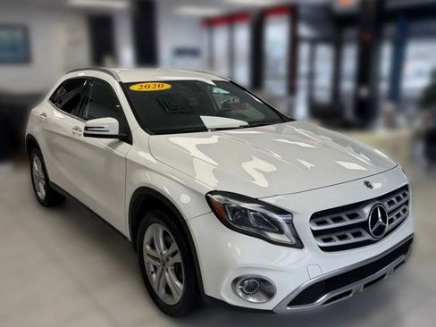 Used 2020 Mercedes-Benz GLA 250 w/ Premium Package image 1
